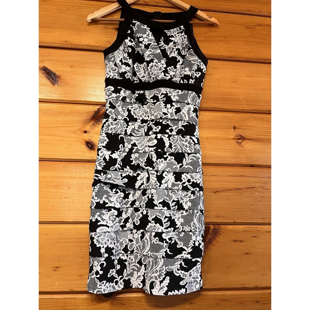 White House Black Market Layered Women Lined Black & White Cocktail Dress Size 2